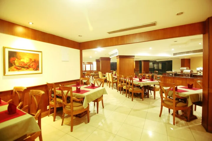 Эрамаллур: OYO 10719 Mermaid Hotel