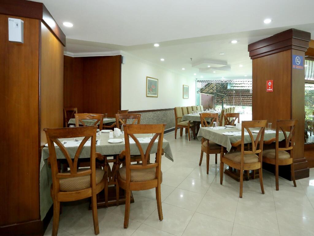 Эрамаллур: OYO 10719 Mermaid Hotel