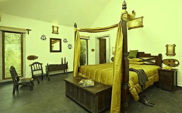 Тала: The Roaring Salvan County