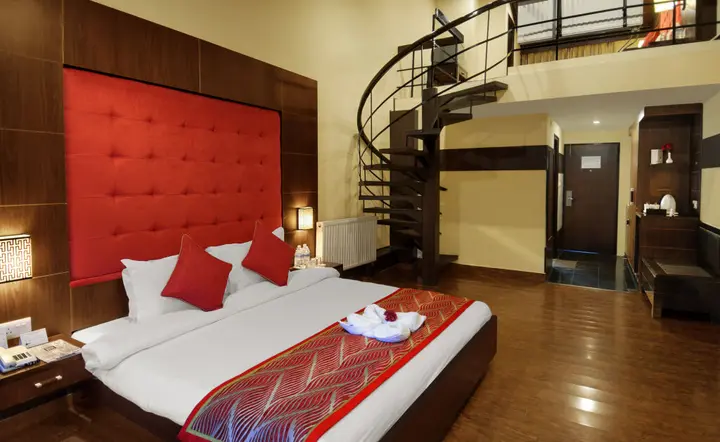 Манали: Renest River Country Resort Manali
