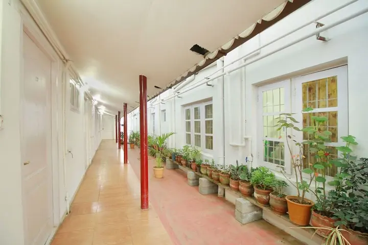 Ути: Haveli Atithi Bhavan