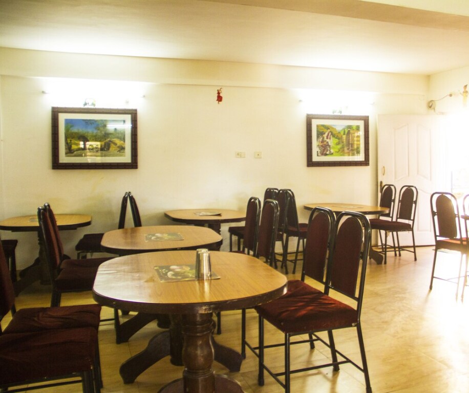 Ути: Haveli Atithi Bhavan