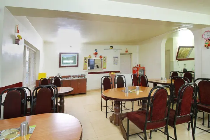 Ути: Haveli Atithi Bhavan
