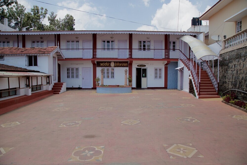Ути: Haveli Atithi Bhavan