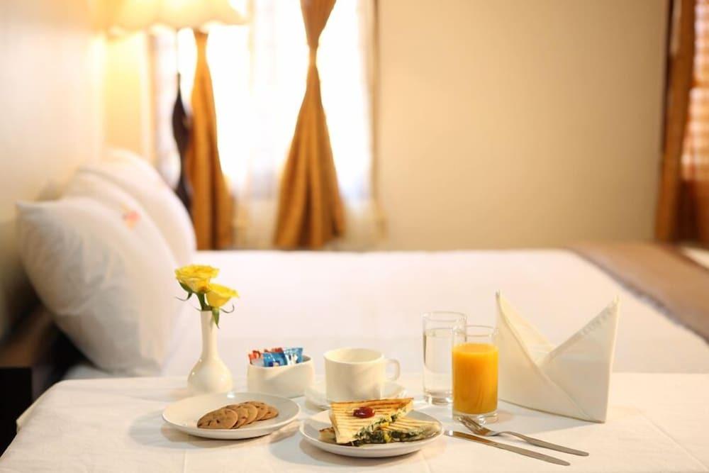 Мадурай: Meenakshi's Sunshine Hotel