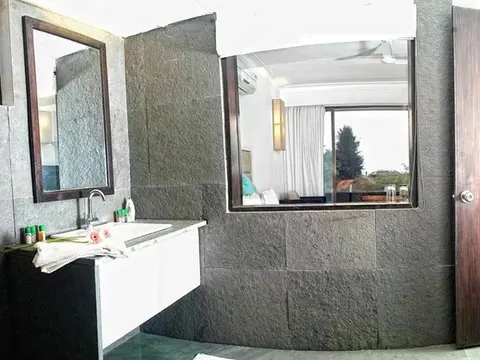 Морджим: Marbela Home