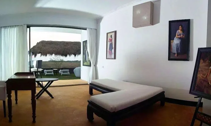 Морджим: Marbela Home