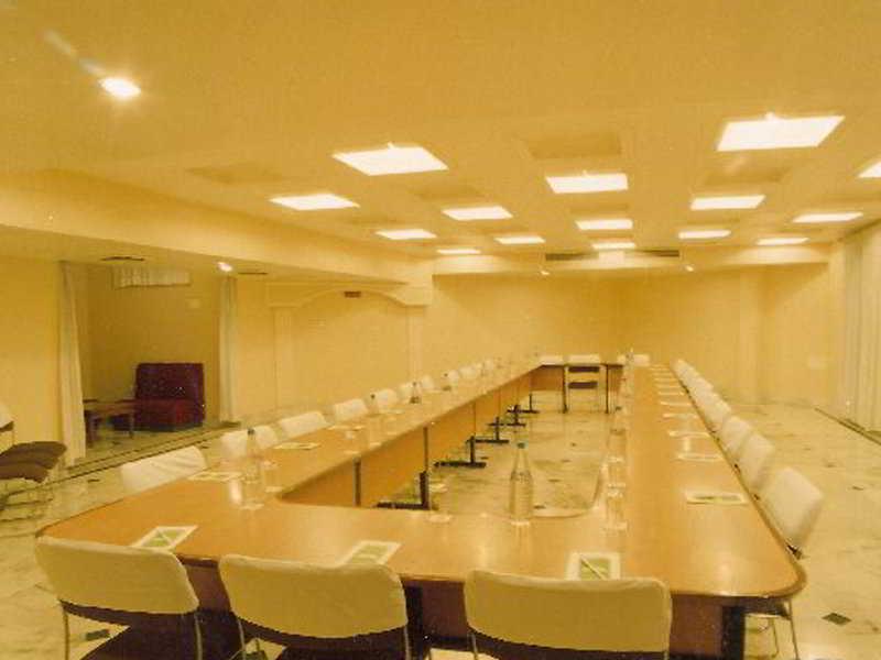 Биканер: Hotel Raj Vilas Place