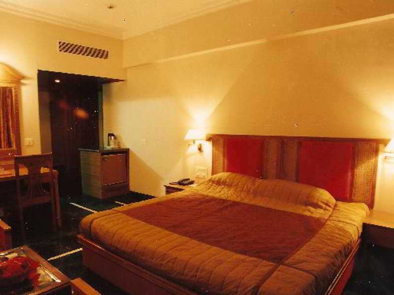 Биканер: Hotel Raj Vilas Place