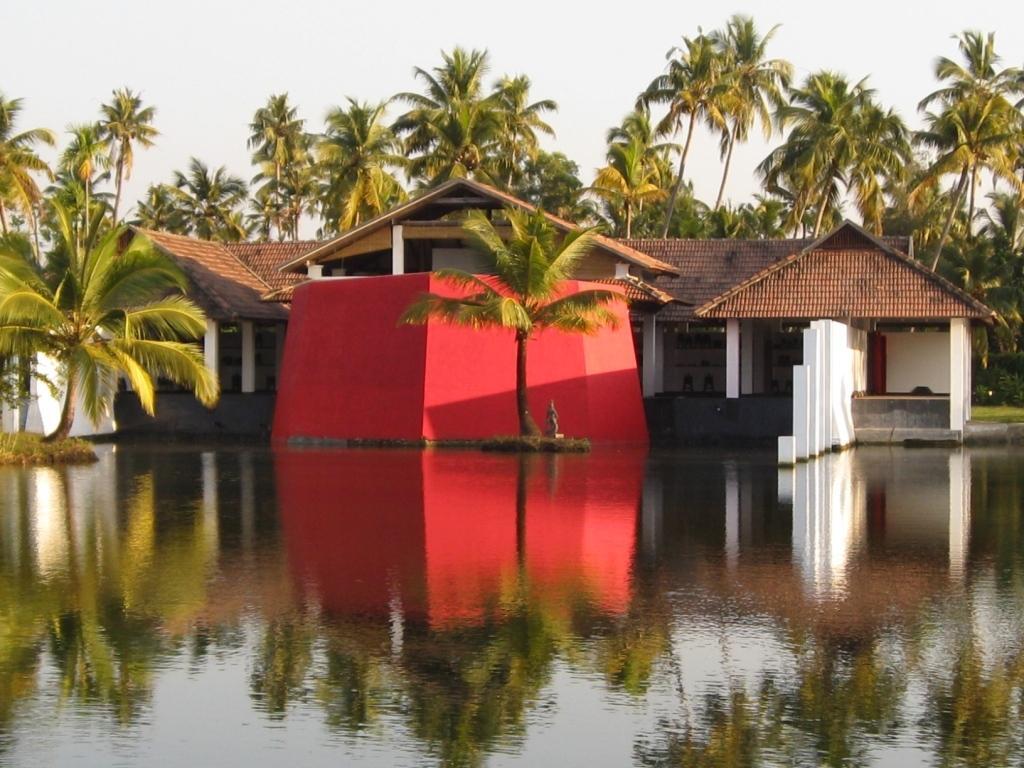 Cherthala: Vaamika Island