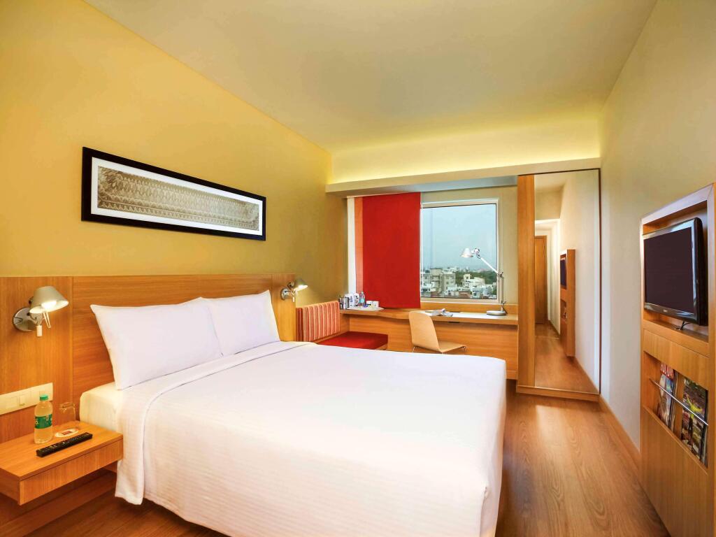 ibis Bengaluru Hosur Road Hotel — фото 2