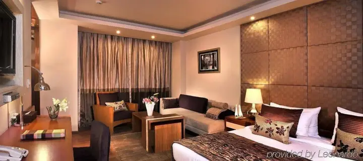 Нью-Дели: Udman Panchshila Park by Ferns N Petals