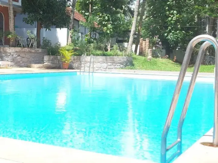 Варкала: Raja Hotel