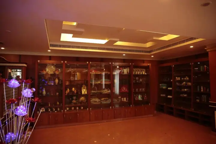 Chalakudy: Joys Palace