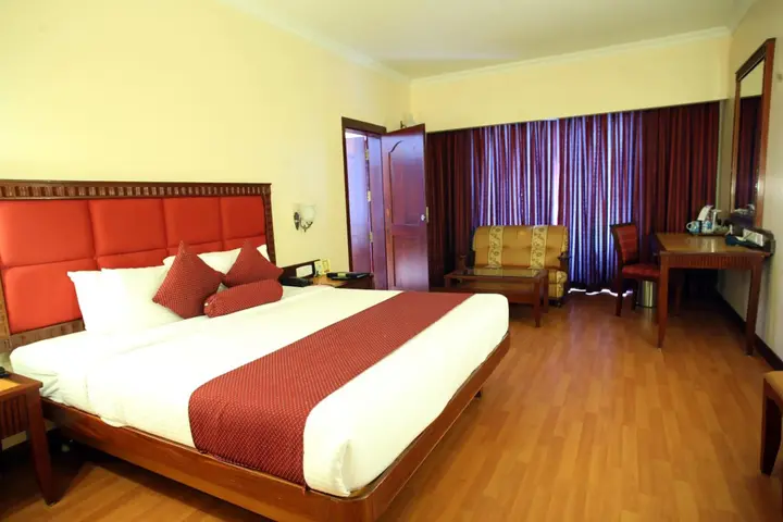 Chalakudy: Joys Palace