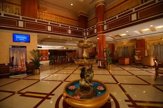 Chalakudy: Joys Palace