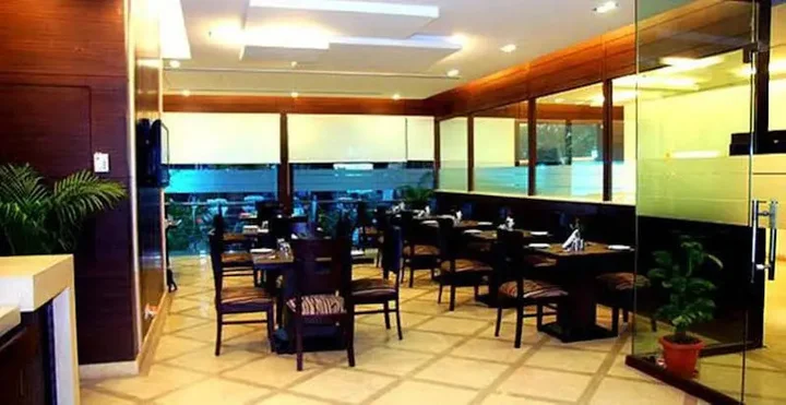 Нью-Дели: JHT Hotels