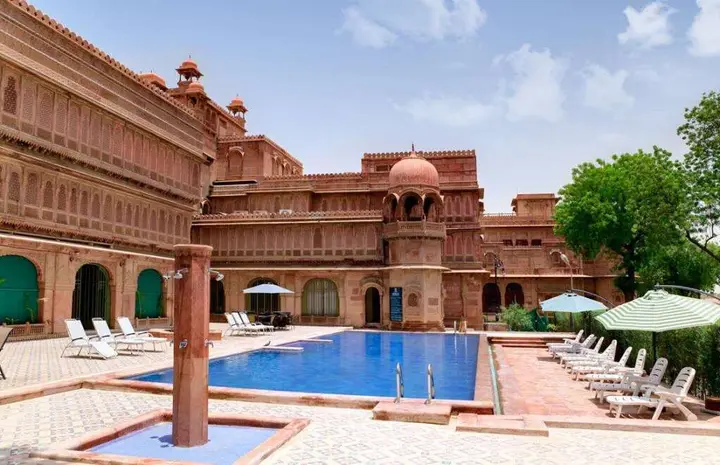 Биканер: The Laxmi Niwas Palace