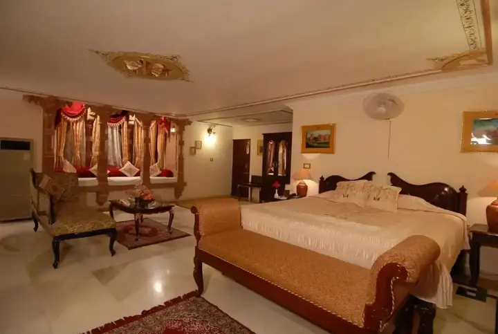 Биканер: The Laxmi Niwas Palace