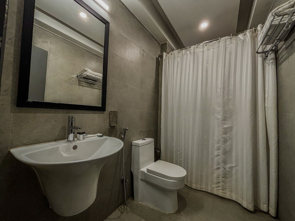 Гуруграм: The Grand Hotel Bizzotel
