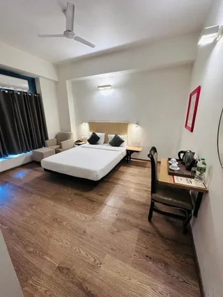 Гуруграм: The Grand Hotel Bizzotel