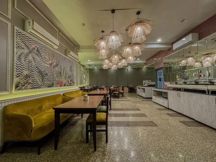 Гуруграм: The Grand Hotel Bizzotel