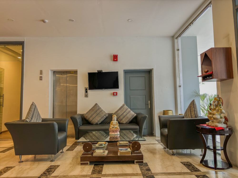 Гуруграм: The Grand Hotel Bizzotel