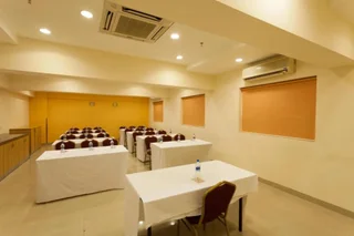 Ахмедабад: Ginger Ahmedabad Vastrapur