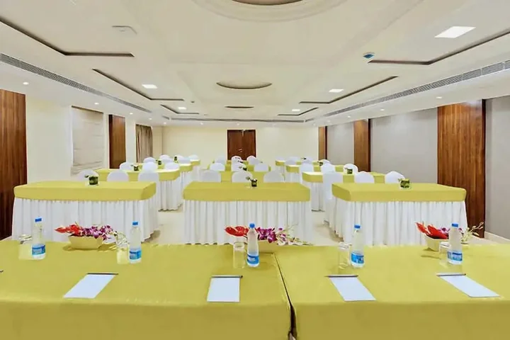 Бангалор: Manpho Bell Hotel & Convention Center