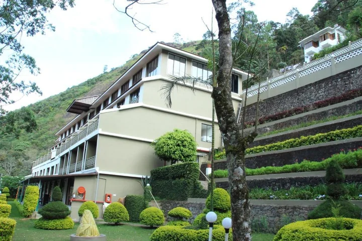 Муннар: Abad Copper Castle