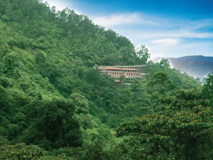 Муннар: Abad Copper Castle