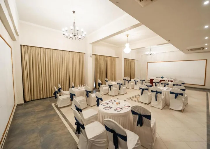 Калангут: Neelam's The Grand Hotel Goa