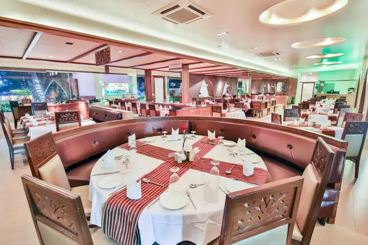 Калангут: Neelam's The Grand Hotel Goa