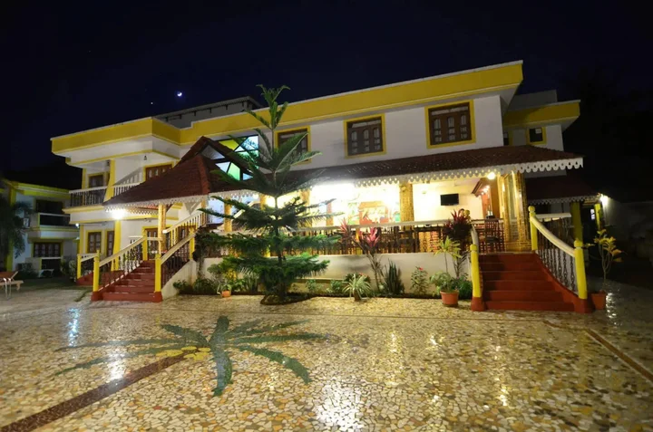 Анджуна: Spazio Leisure Resort