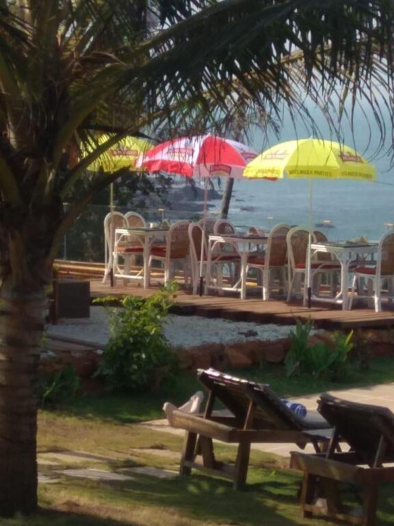 Вагатор: Ozran Heights Beach Resort