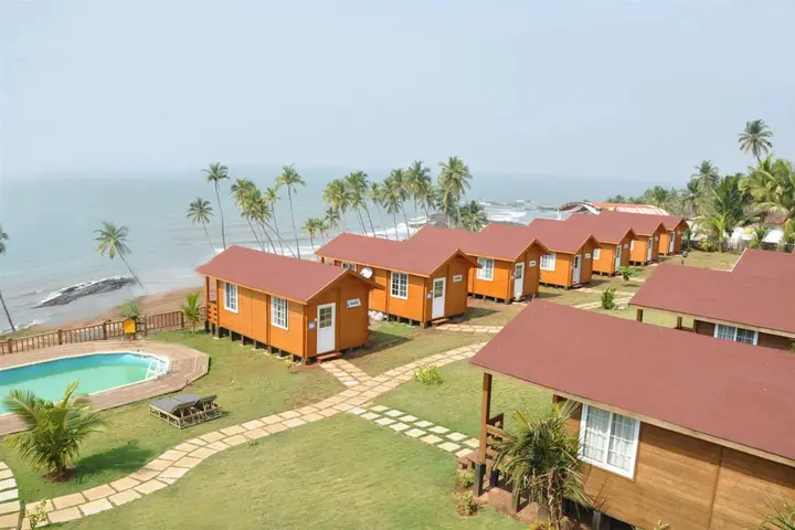 Вагатор: Ozran Heights Beach Resort