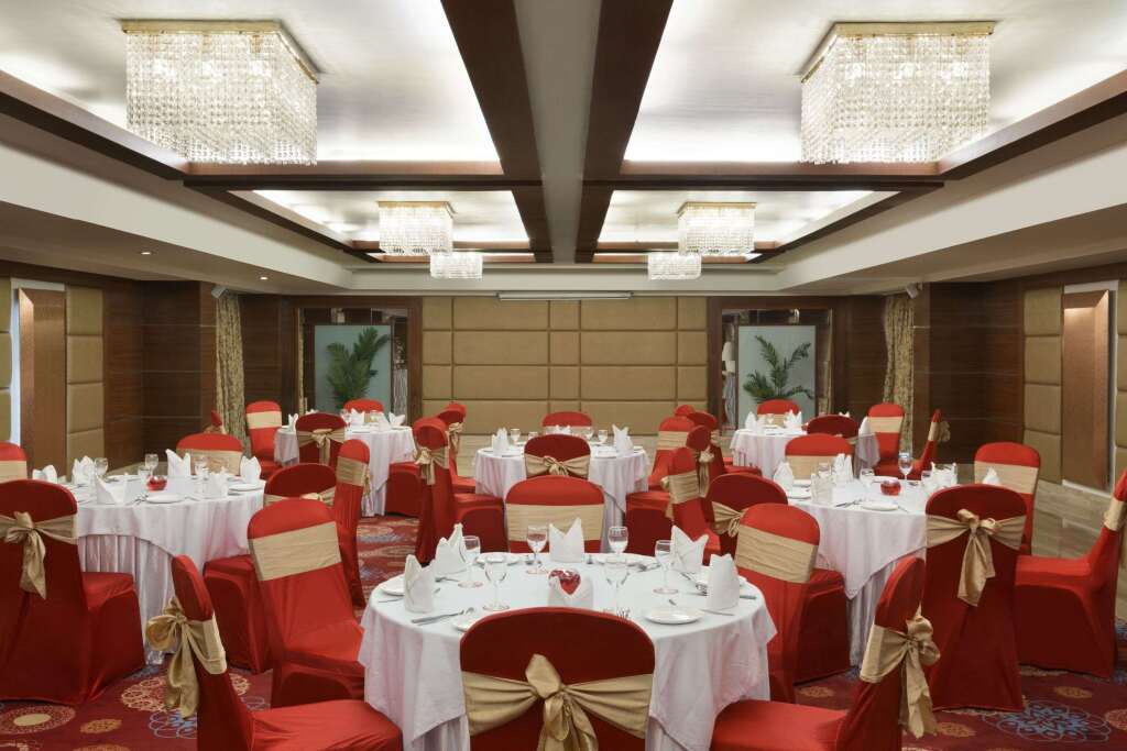 Ахмедабад: Ramada by Wyndham Ahmedabad