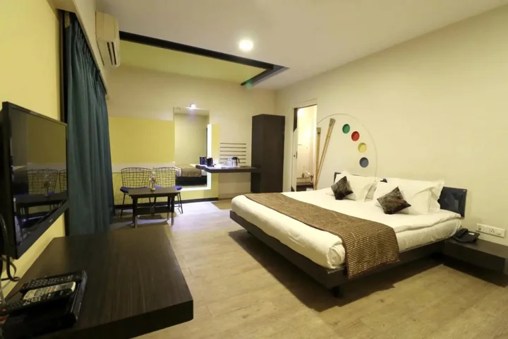 Аурангабад: Hotel AGC
