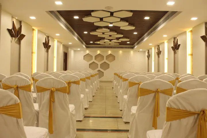 Ченнаи: Raj Park Chennai