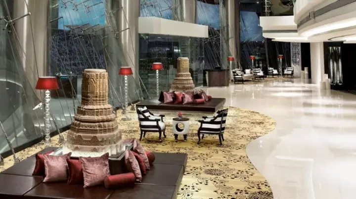 Мумбаи: Sofitel Mumbai BKC Hotel