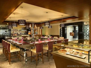 Мумбаи: Sofitel Mumbai BKC Hotel