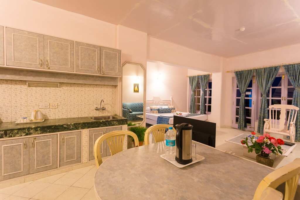 Куфри: Toshali Royal View Resort