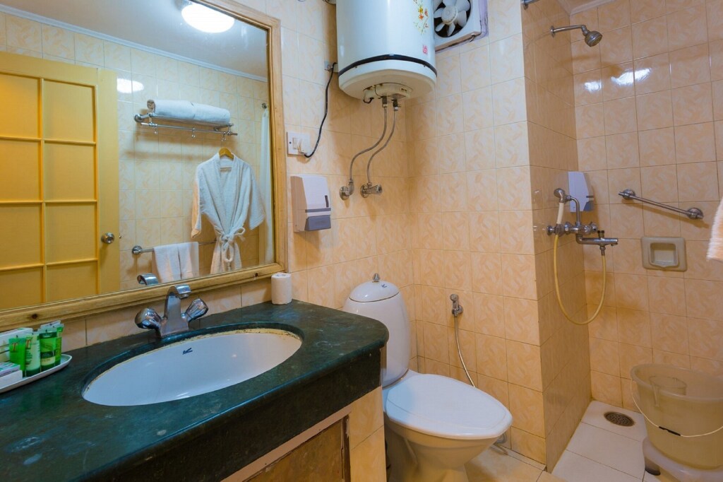Куфри: Toshali Royal View Resort