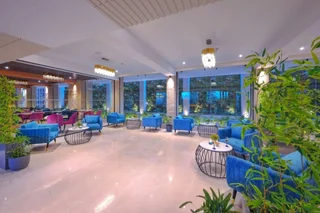 Агра: Royale Sarovar Portico Agra