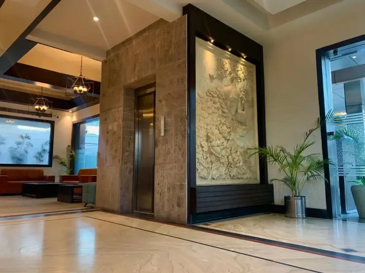 Агра: Royale Sarovar Portico Agra