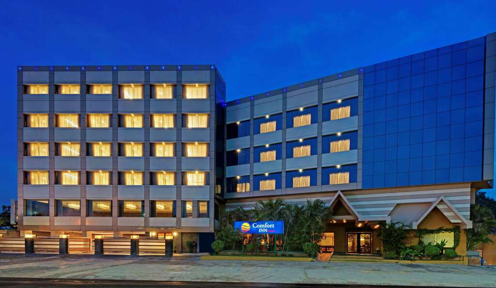 Ахмедабад: Comfort Inn Sunset
