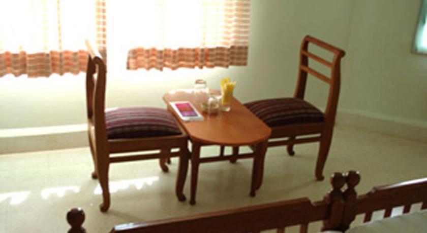 Карвар: Estuary View Resort