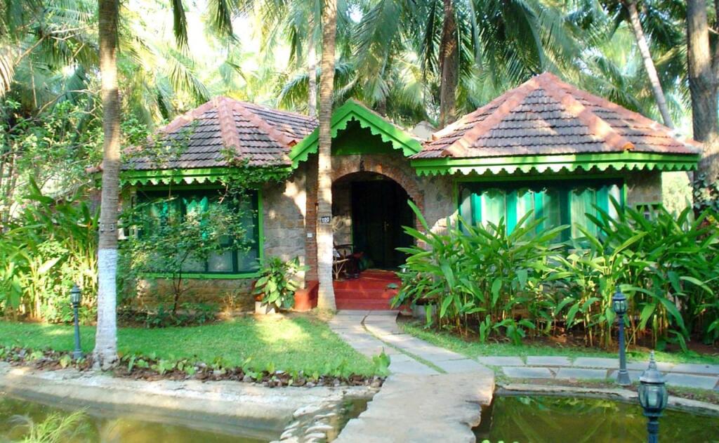 Перумал Ковил Пати: Kairali - The Ayurvedic Healing Village