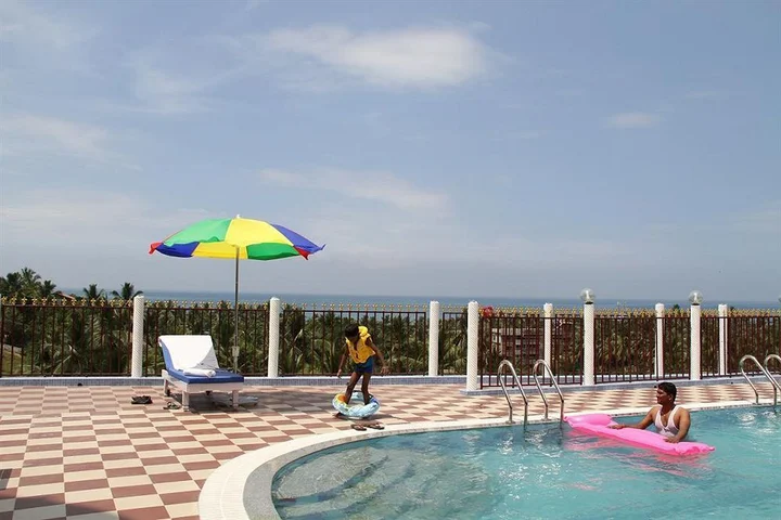 Ковалам: Hill and Sea View Beach Resort