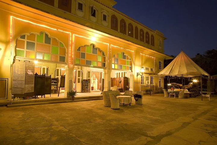 Джайпур: Naila Bagh Palace